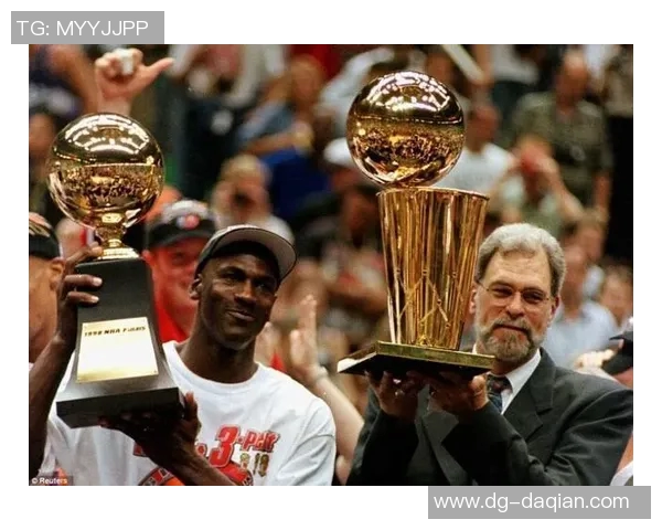 足球场上的6号传奇球员：从贝肯鲍尔到现役巨星的辉煌历程